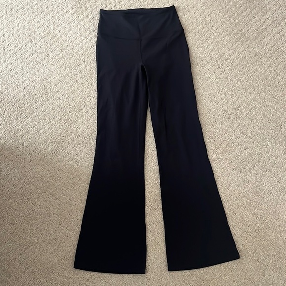 Lulu lemon flare legging - Picture 1 of 4